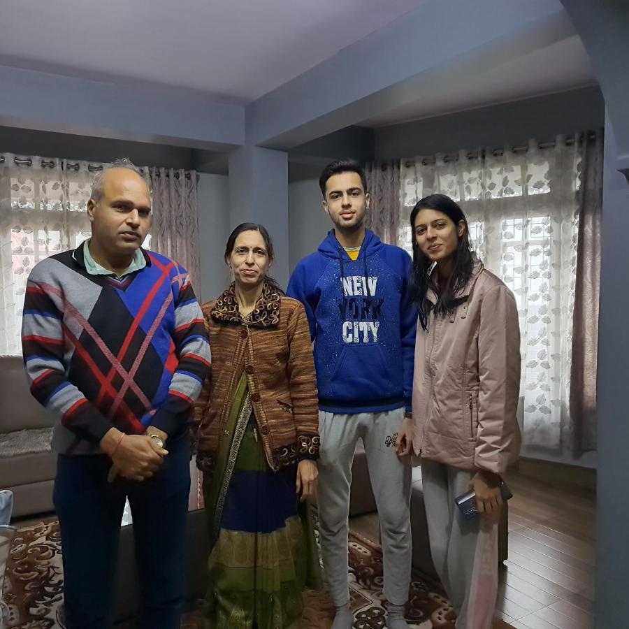 Langdak Homestay Дарджилинг Екстериор снимка