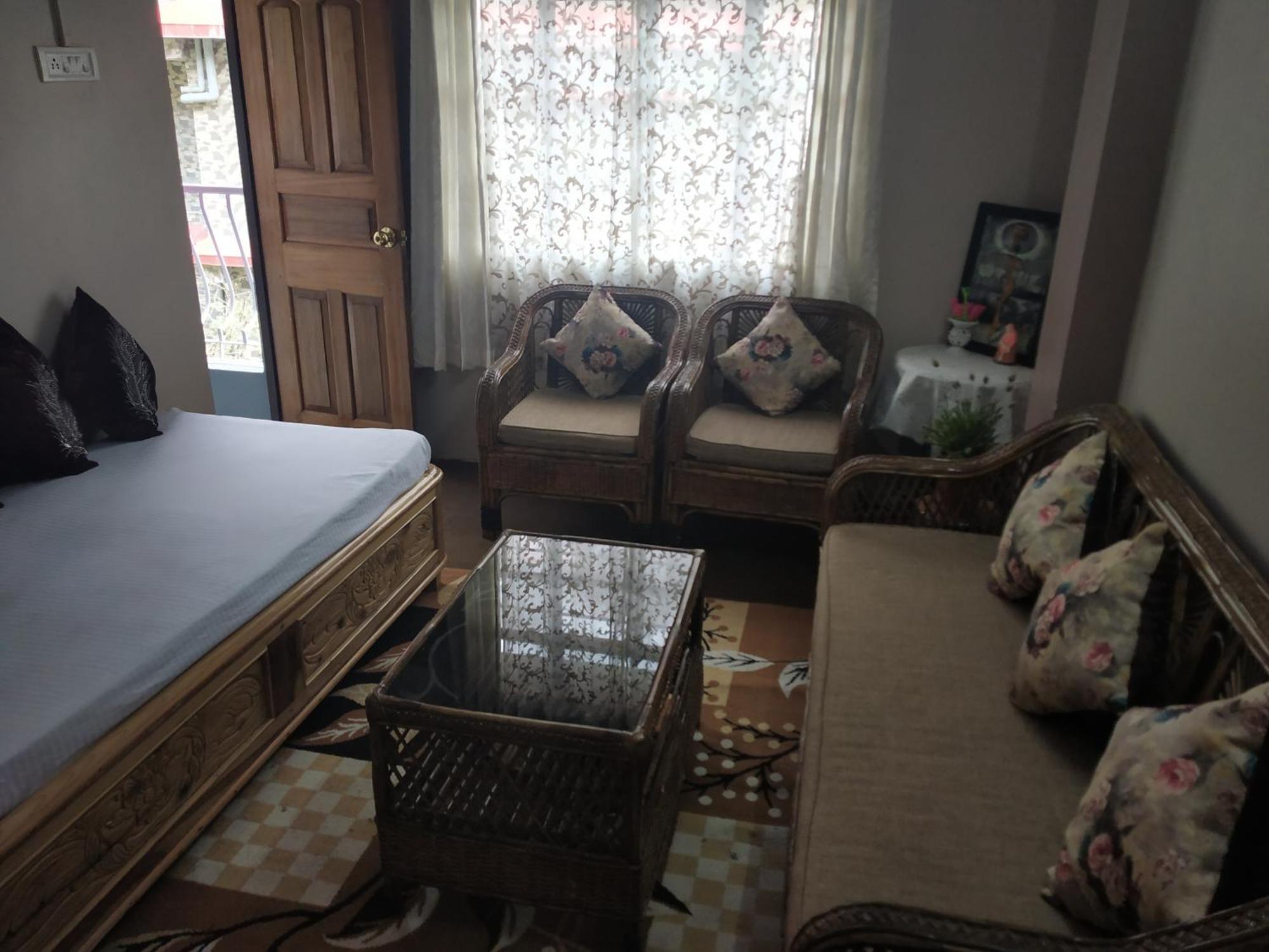 Langdak Homestay Дарджилинг Екстериор снимка